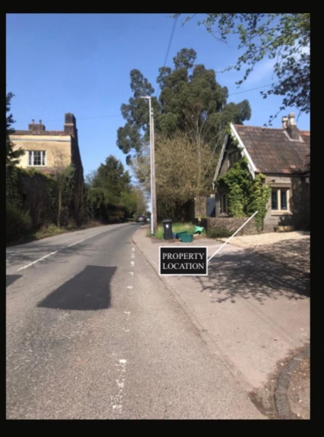 2 Bedroom Cosy Cottage With Hot Tub In Hambrook Close To Bristol City Centre Exterior foto