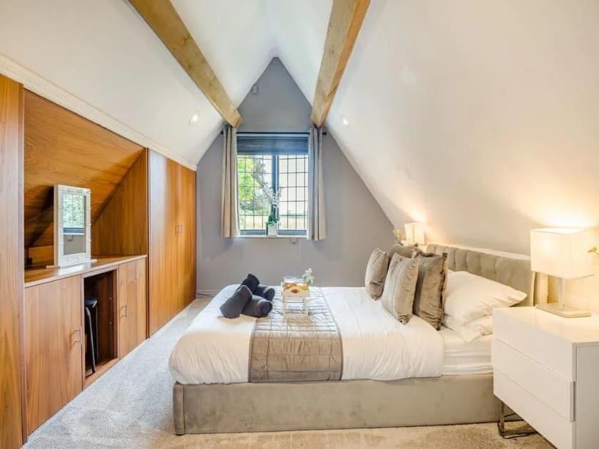 2 Bedroom Cosy Cottage With Hot Tub In Hambrook Close To Bristol City Centre Exterior foto